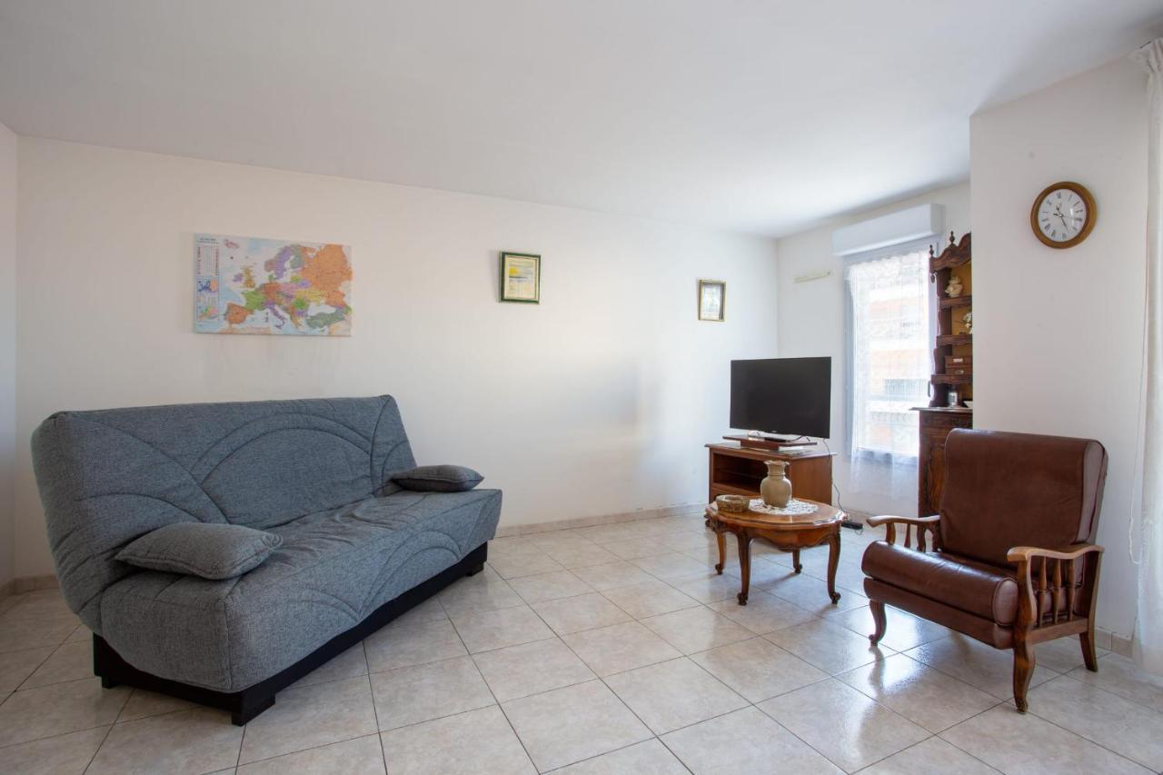 Appartement Appatement 3 pièces climatisé vue mer à Nice Extérieur photo